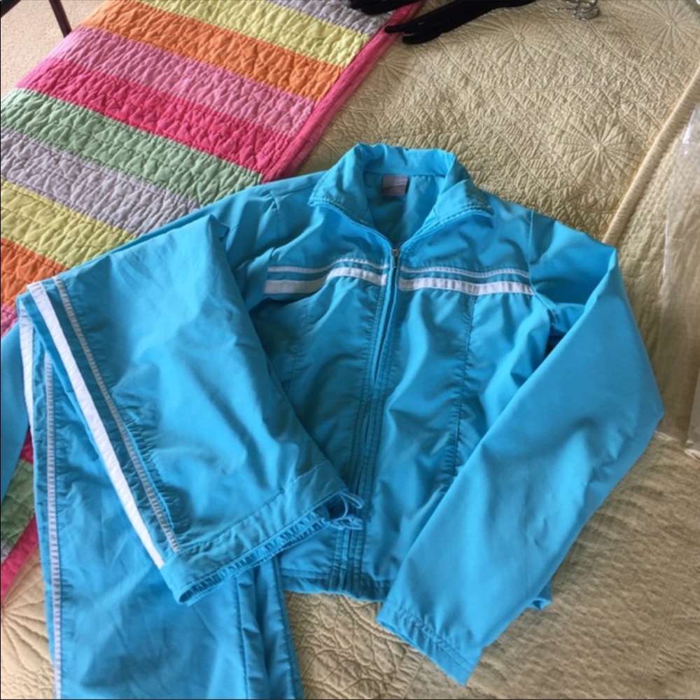 Nike women XS(0-2) Track suit